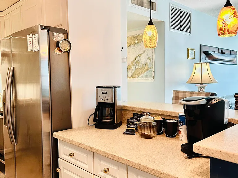 230 Columbia Dr #201 — Photo 4