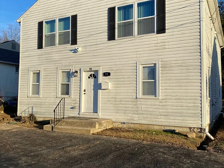 15 Village Rd — Photo 8