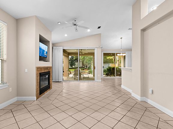 5th image of 8034 Legend Creek Dr