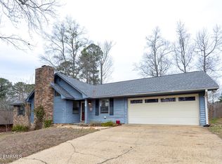 1106 62nd Ct, Meridian, MS 39305