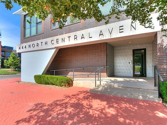 4th image of 444 N Central Ave #306