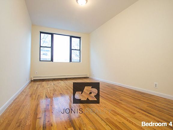 4th image of 241 E 10th St APT 2W