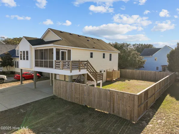 519 W Walker Street, Kill Devil Hills, NC 27948