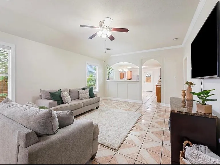 1614 York Creek Dr — Photo 10