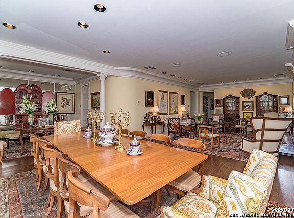 3rd image of 4001 N New Braunfels Ave APT 1200
