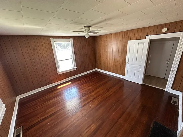 26 Dallas Avenue - 1 — Photo 4