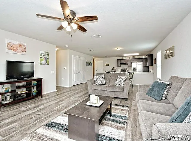 6831 Hibiscus Fls — Photo 15