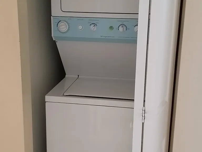 Washer / Dryer