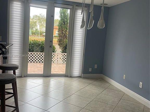 2nd image of 2155 Anchor Ct #2003