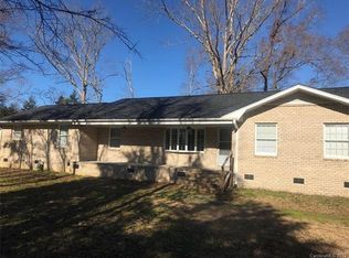 6124 Lake Wylie Rd, Clover, SC 29710