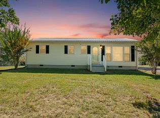 4152 Blue Ridge Dr, Gretna, VA 24557