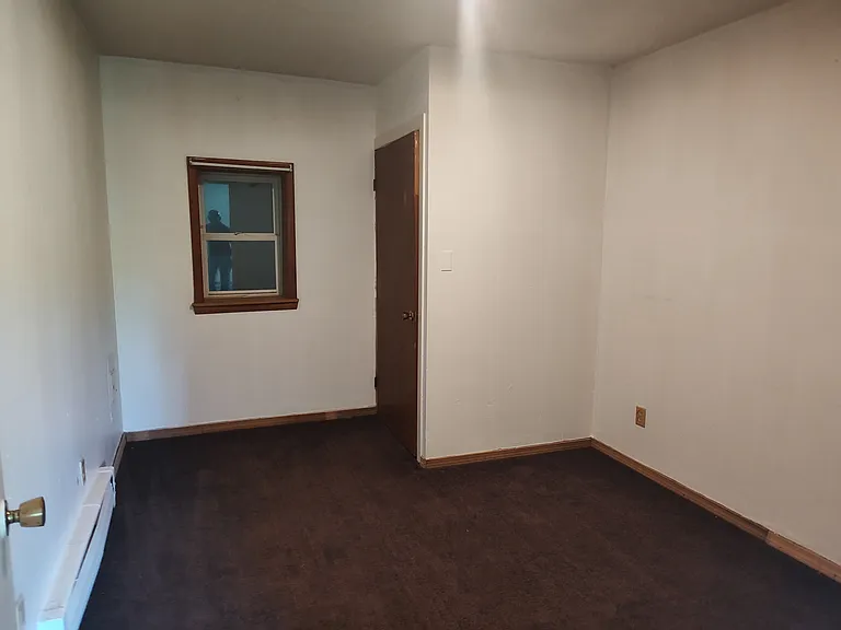 34 Rosalyn Ct #102M — Photo 3