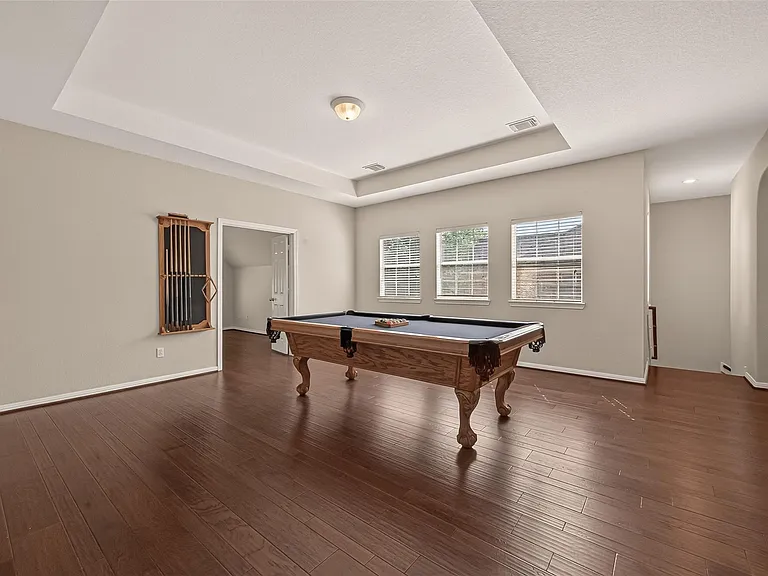 8110 Clearwater Xing — Photo 26
