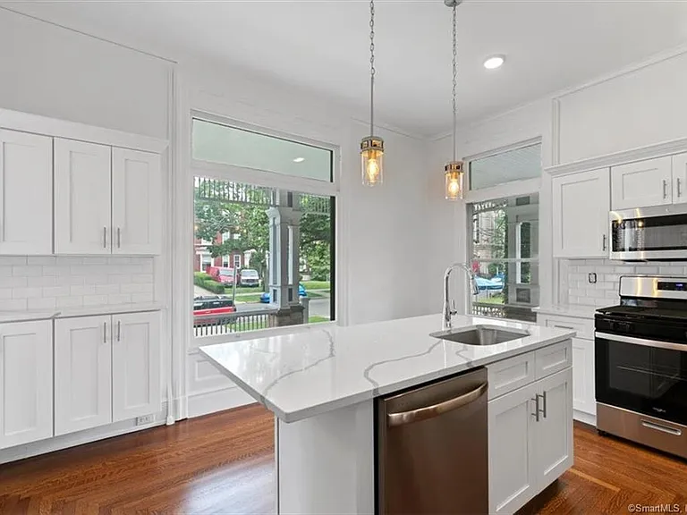 131 Dwight St #1 — Photo 5