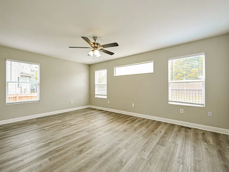 4060 Storm Cloud Way — Photo 10