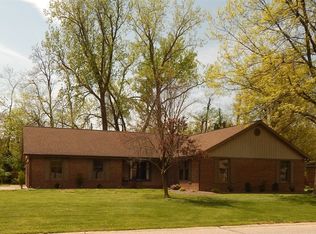 8019 Peach Blossom Ln, Evansville, IN