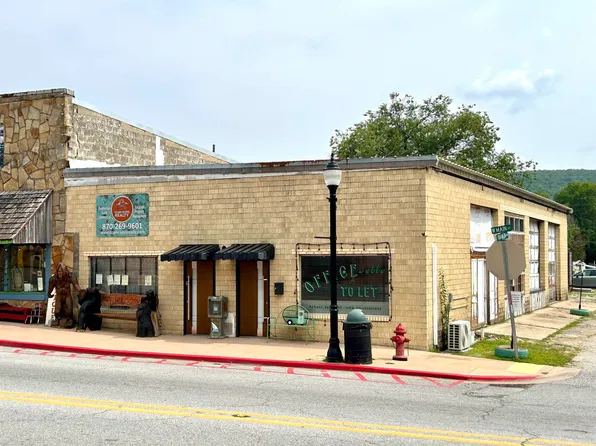 228 W Main St, Mountain View, AR 72560