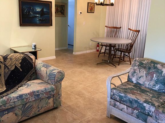 2nd image of 12108 Capilla Ln