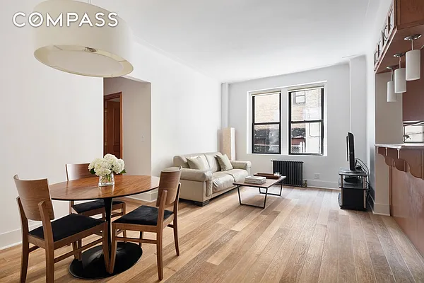 Sold by Compass | media 9