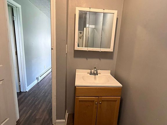 5th image of 357 Brighton Blvd #2