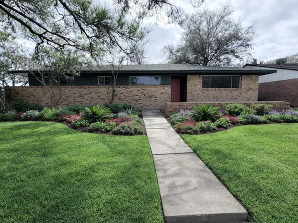 4103 Goulburn Dr, Houston, TX 77045