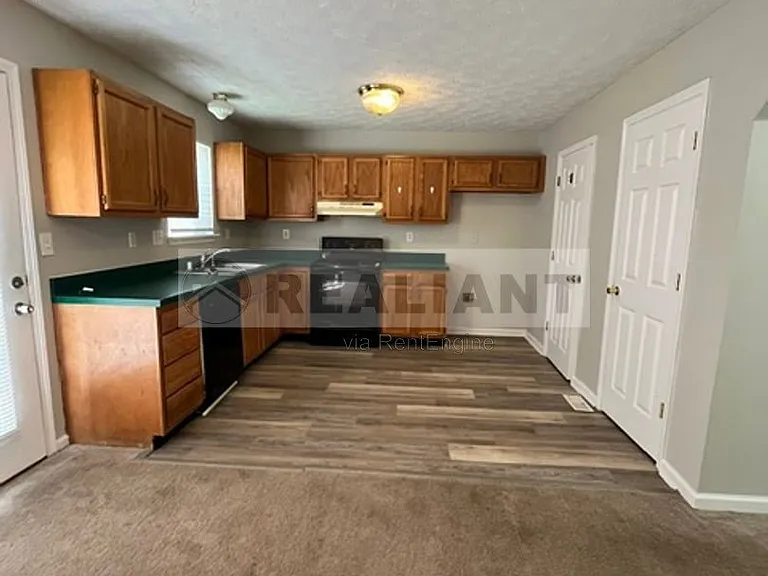 3851 Sugar Creek Dr — Photo 6