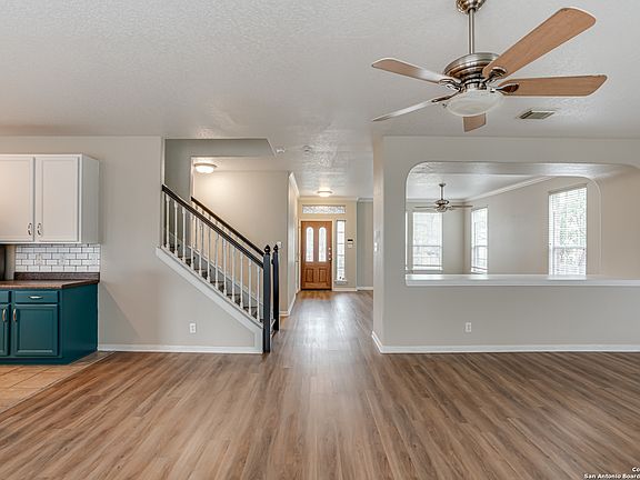 5th image of 422 Mesa Hill