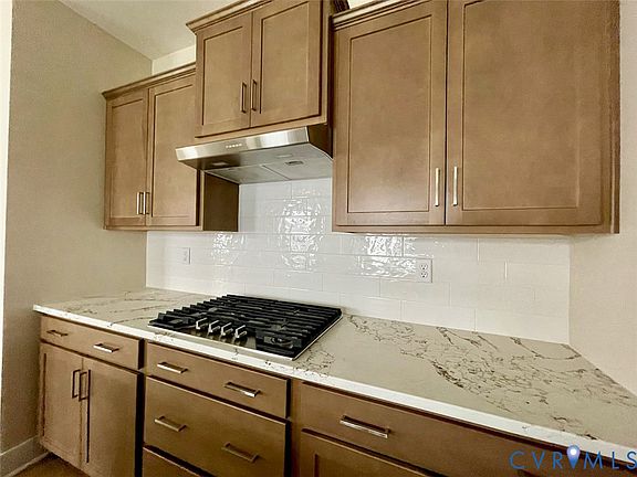 4th image of 6812 Oasis Breeze Ln