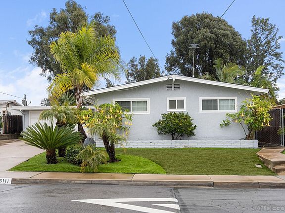 2nd image of 6111 Howell Dr
