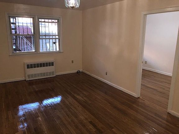 5th image of 3045 80th St