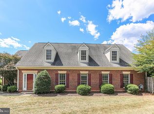 11212 Silversmith Ln, Fredericksburg, VA 22407