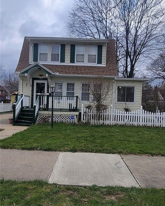 1st image of 564 Storer Ave