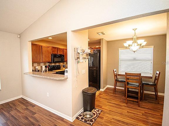5th image of 14421 Argyle Manor Pl