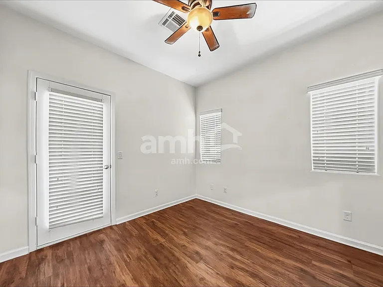 20025 N 20th St #132 — Photo 12