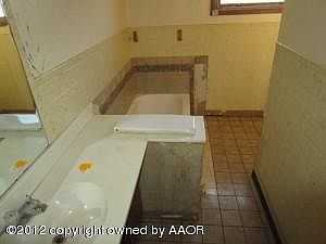 5th image of 124 Avej