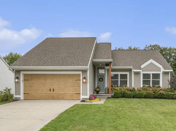 15645 River Side Dr, Spring Lake, MI 49456