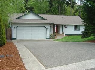 25742 Pyramid Ln NW, Bremerton, WA 98370