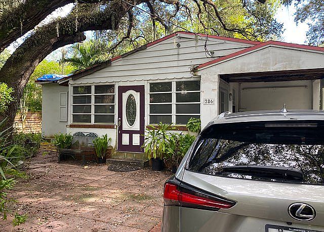 1st image of 286 NE 87th St