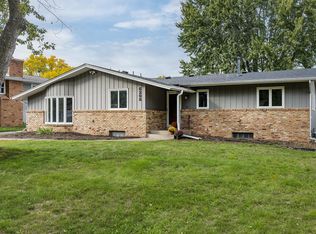 6208 81st Ave N, Brooklyn Park, MN 55443