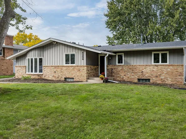 6208 81st Ave N, Brooklyn Park, MN 55443