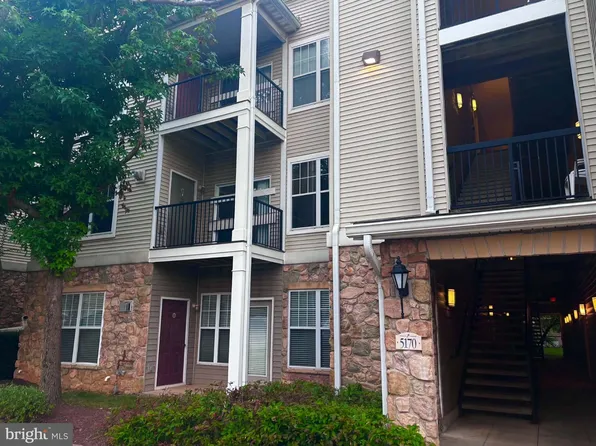 5170 William Colin Ct APT A, Centreville, VA 20120