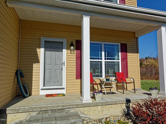 2nd image of 40 Gurba Dr