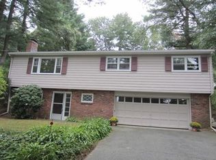 105 Burlington St, Lexington, MA 02420