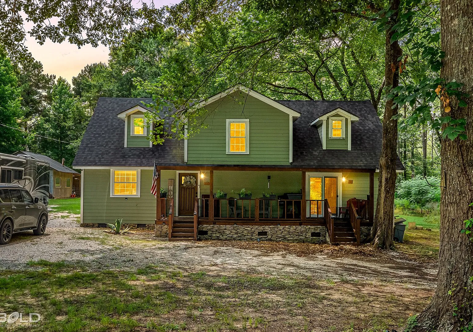 Spacious Benton Home with Shop, Storage & RV Plug-In Schedule Your Tour! — Photo 1