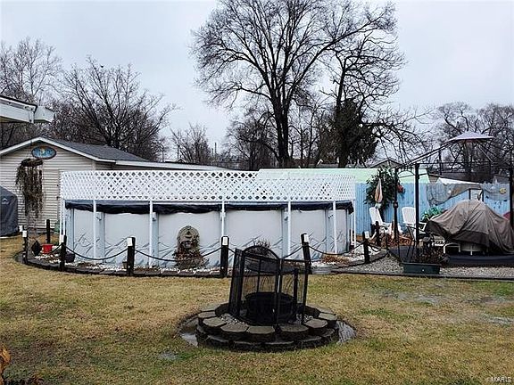 3rd image of 2839 Palmer Ave