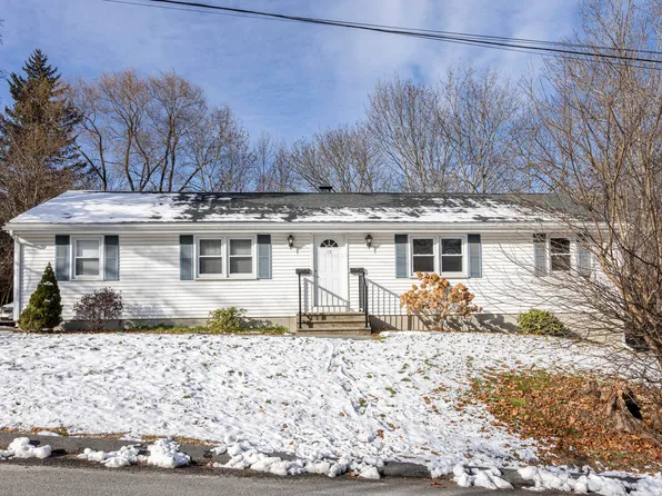 15 Rocky Hill Road, Yarmouth, ME 04096