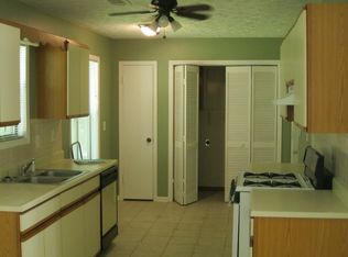 213 River Run, Woodstock, GA