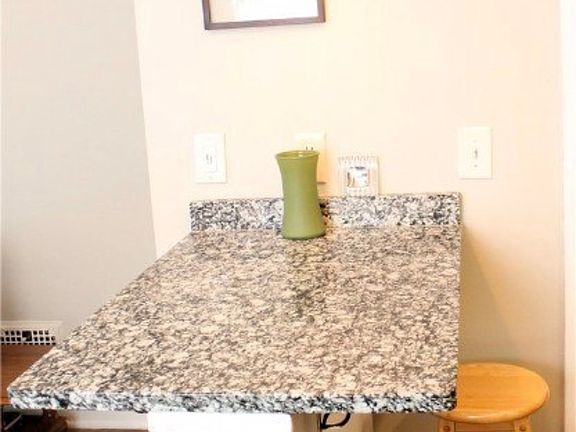 3rd image of 141 Saranac Ave #2