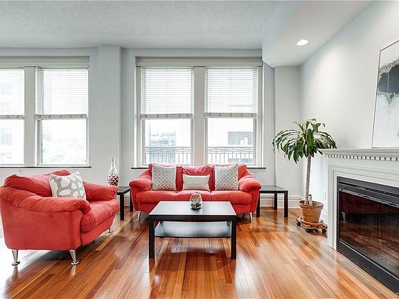 2nd image of 6 N 6th St APT 5A