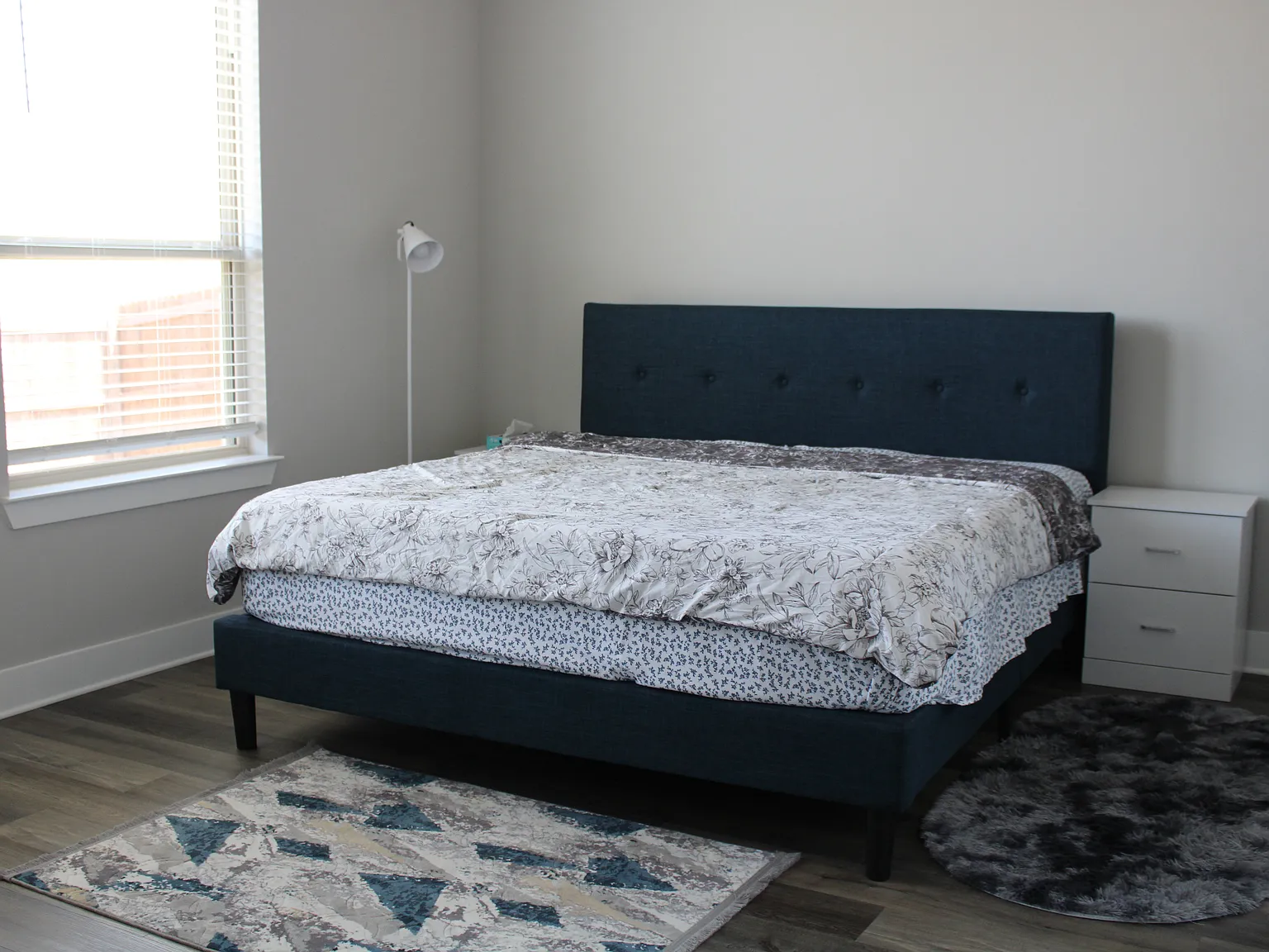 805 Pelican Dr — Photo 2